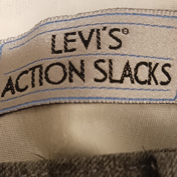 Levi's Men's Light Gray‎ Action Slacks Size 38" x 30" 100% Polyester Dress Pants - Picture 3 of 5